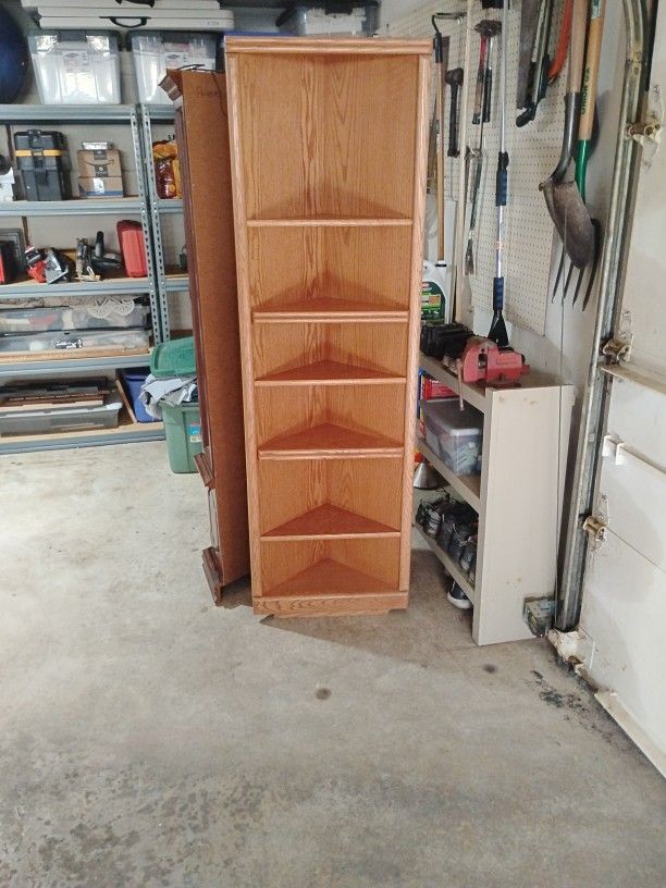 Corner Shelf Unit 