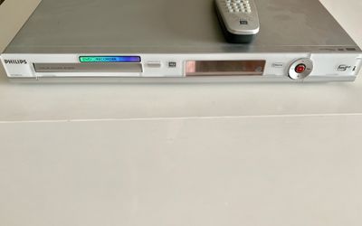PHILIPS DVD PLAYER & RECORDER-DVDR 3390 Progressive scan