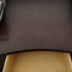 End Table Sturdy $10