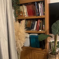 Bookshelf 