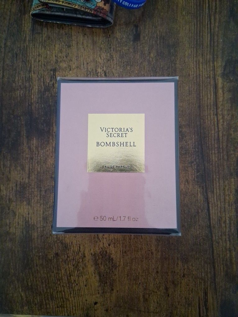 Victoria Secret Perfume Bombshell