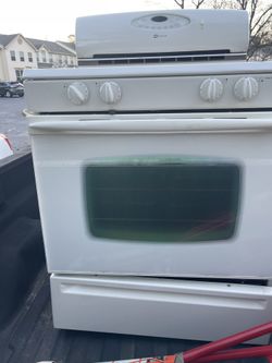 MAYTAG GAS STOVE