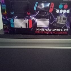 NINTENDO SWITCH KIT WITH 12 SWITCH ACCESSORIES