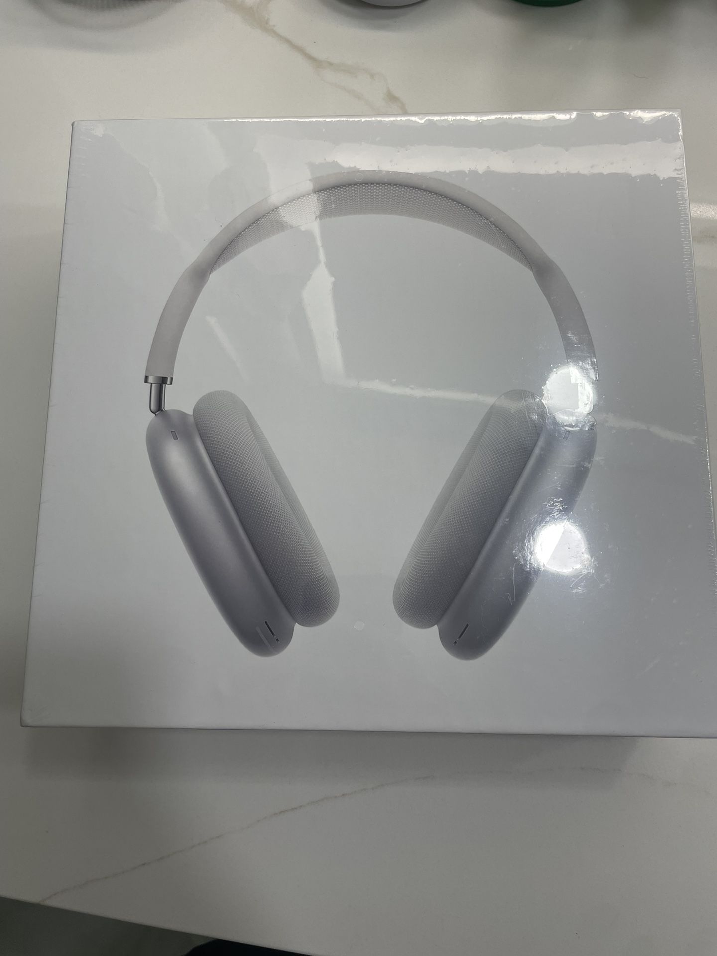 AirPod Maxes 2