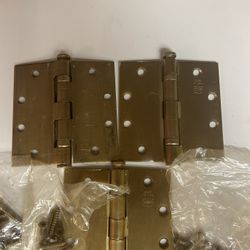 BOOMER COMMERCIAL HEAVY DUTY BRASS 4.5 X4.5” HINGES WITH ALL HARDWARE 