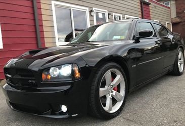 Dodge Charger SRT8