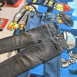 Used clothes for boys