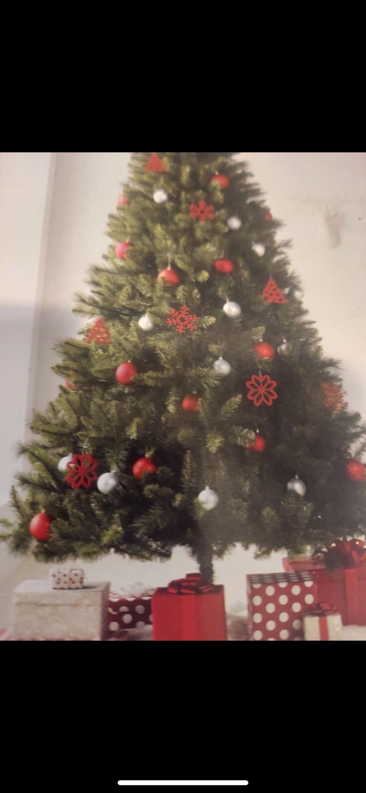 Christmas Tree no Ornament 7,5 Ft