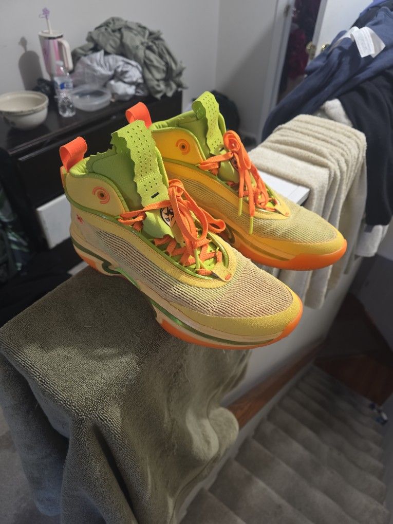 12.5  Taco Jay Jordan's  Jayson Tatum