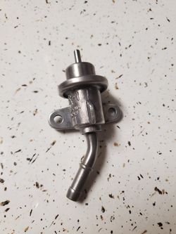 Honda Prelude H22a Fuel Pressure Regulator OEM