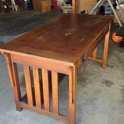 Craftsman Mission Desk