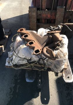 Chevy 454 block with heads 250$ obo