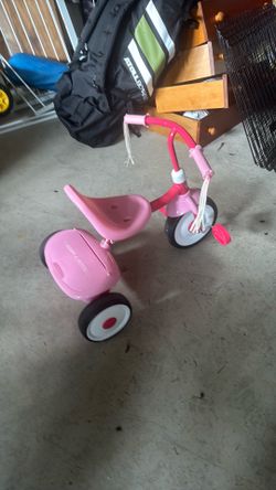 Kids tricycle