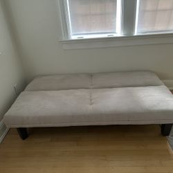 Couch In A Big Mansion In Shorewood 