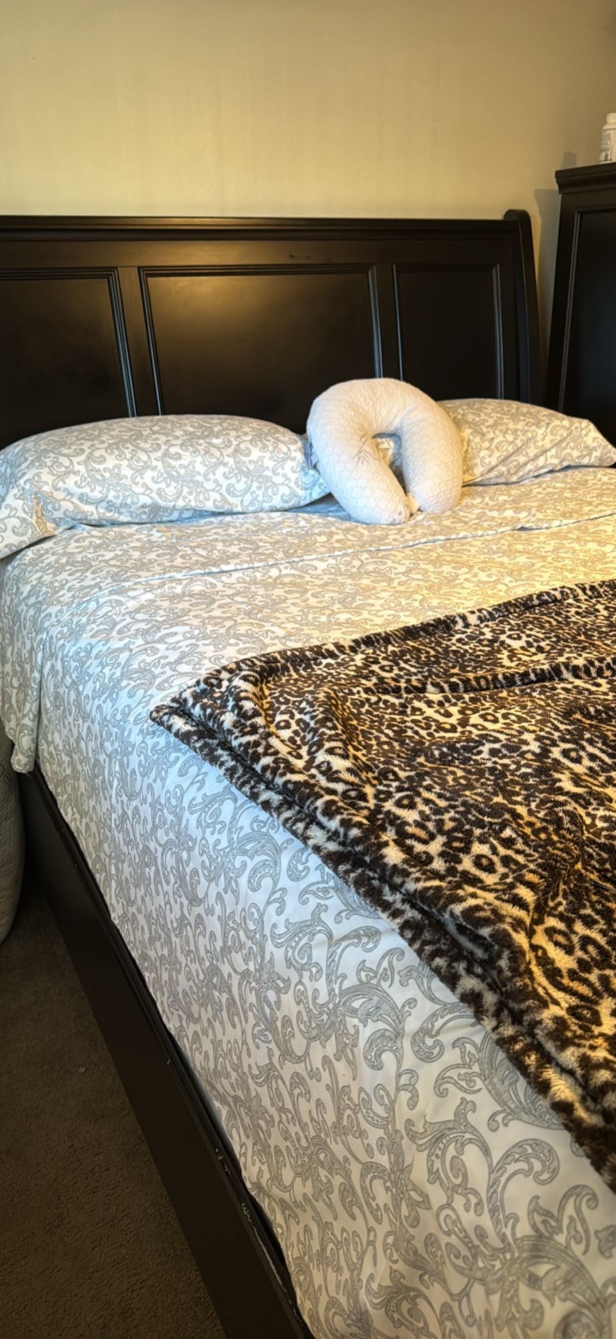 Queen Headboard W/ Storage