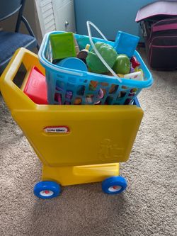 Little tykes grocery cart