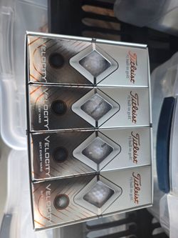 3 golf balls packaged