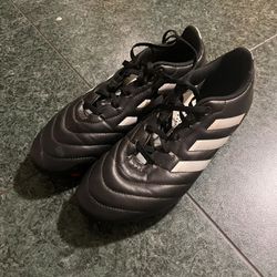 Soccer Shoes - Fairly Used