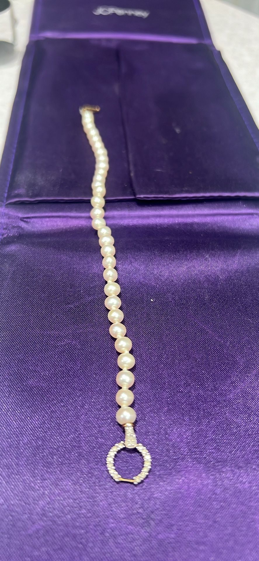 Pearl bracelet 10 karat with diamond class 7 inches