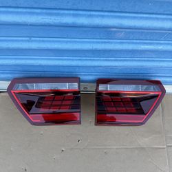 2018,2019,2020 Volkswagen Atlas TailLight Trunk/Micas De Cajuela Lh/Rh Oem,Original  Ask