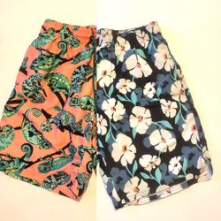 Men’s Old Navy Swim Trunks • Small