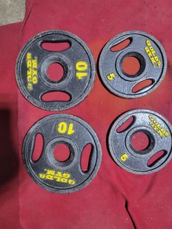 GOLD'S. GYM 2" HOLE  OLYMPIC PLATES 30LBs. TOTAL 
2-10s. 2-5s.  
11525 S HALSTED DUNKIN DONUTS/7111.S WESTERN WALGREENS 
30$  CASH ONLY AS IS