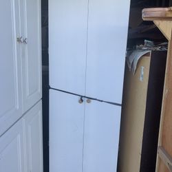 😘72” Tall, 24” Long, 13”D  WHITE COLOR CABINET  WITH SHELVES 🥰