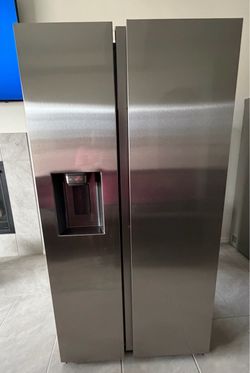 Samsung 27.4 Cu. Ft. Side-by-Side Refrigerator – Stainless Steel