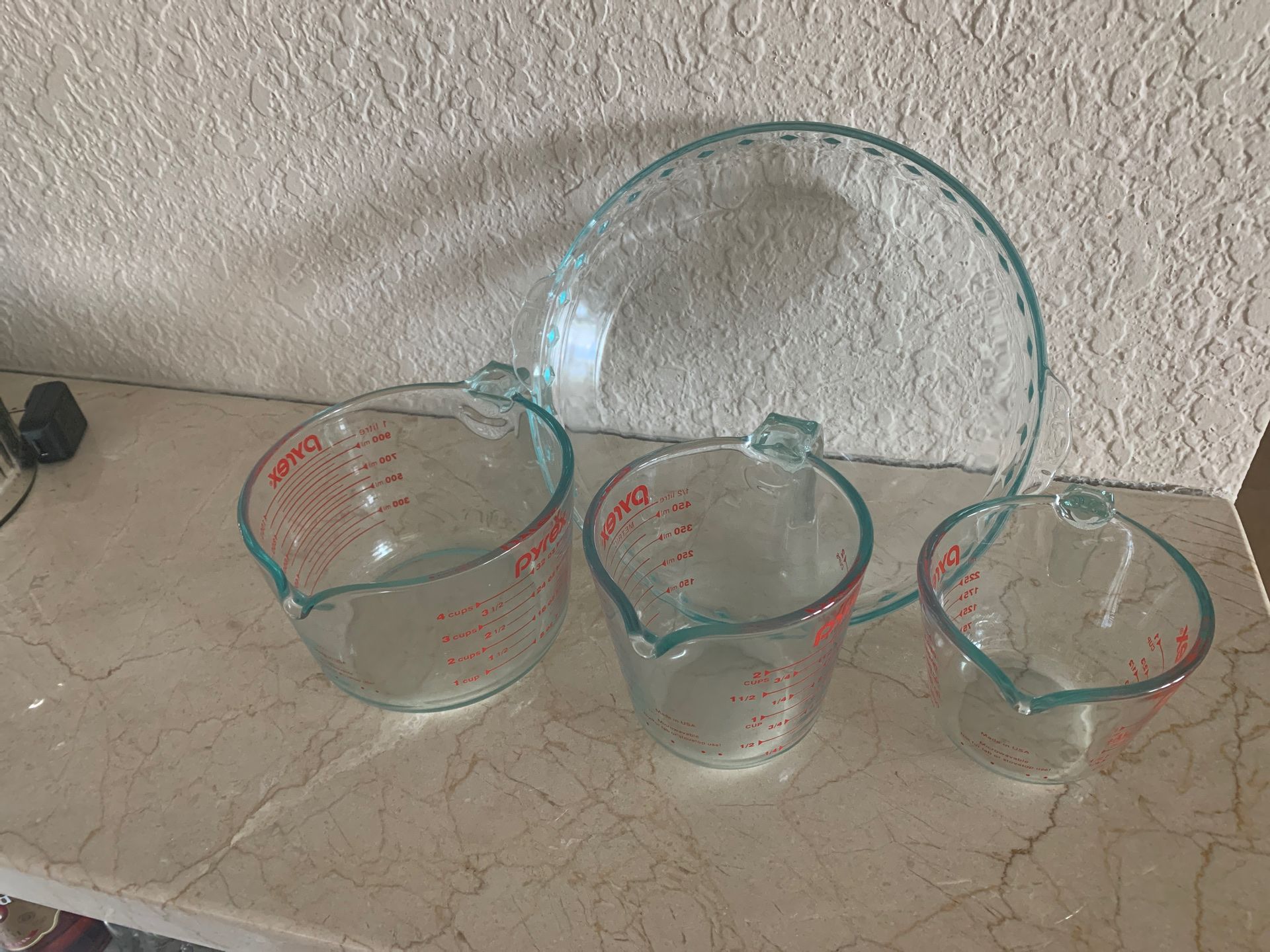 Pyrex Set