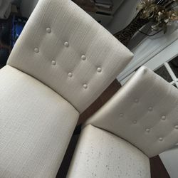 Accent Chairs