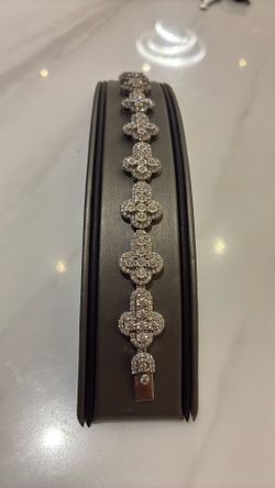 Brazalete with natural diamond white gold