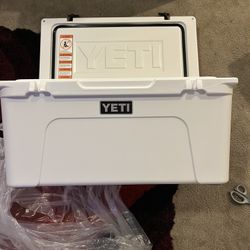 Brand New Yeti Tundra 65 Cooler!
