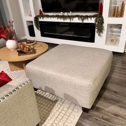 Ottoman in Excellent Condition  