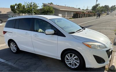 2012 Mazda 5 Sport - White - 6 Seats - Clean title