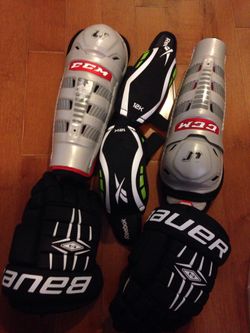 JR hockey knee pads, shin pads and gloves