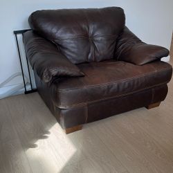 Leather Oversized Chair
