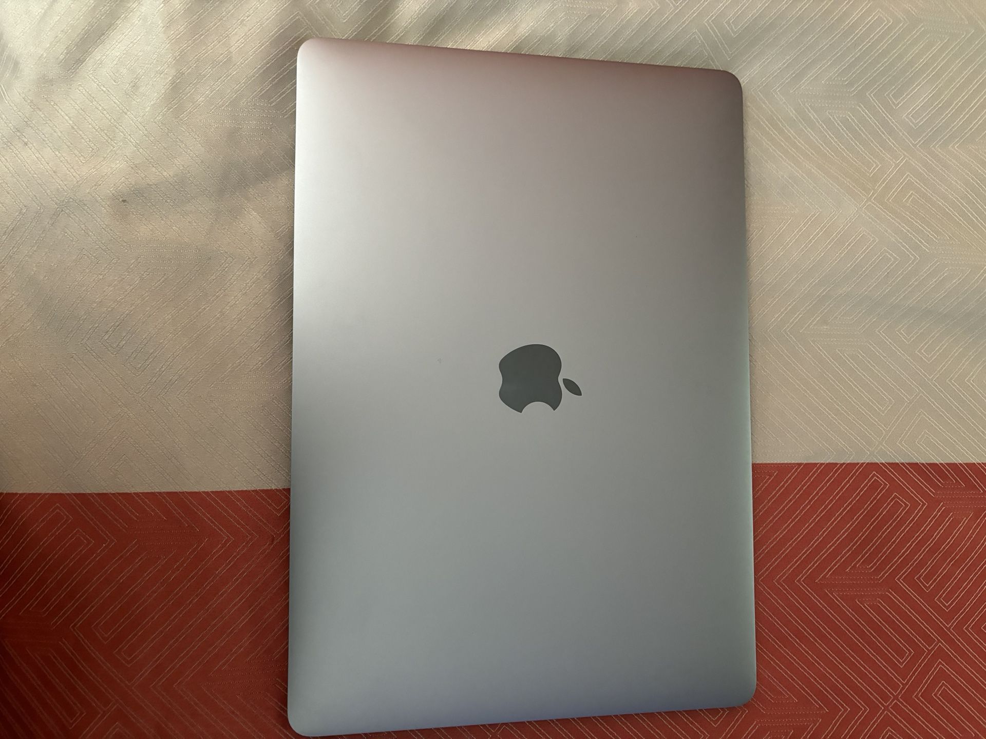 New Laptop MacBook Pro