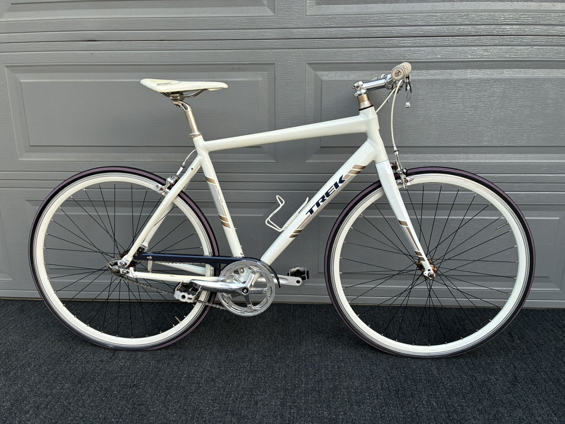 Trek 3RD District Carbon Euro 1-Speed Urban Bike  