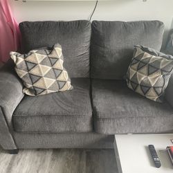 2 Piece Couch Set For Sale!