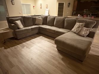 Arely Furniture Kairo Sectional Couch