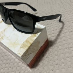 Maui Jim Grey Onshore Black Gloss Sunglasses