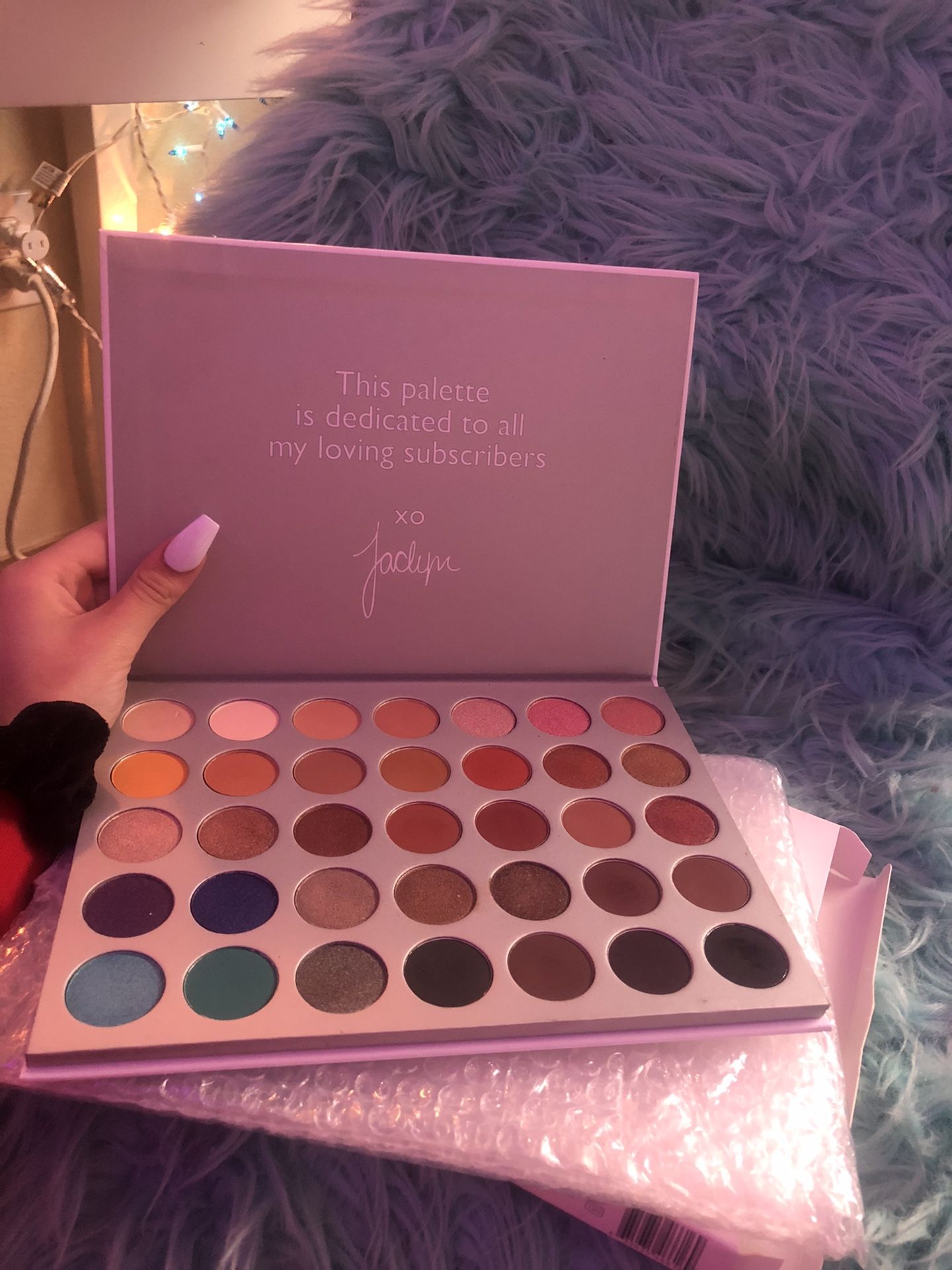 Makeup palette/ Jocelyn Hill
