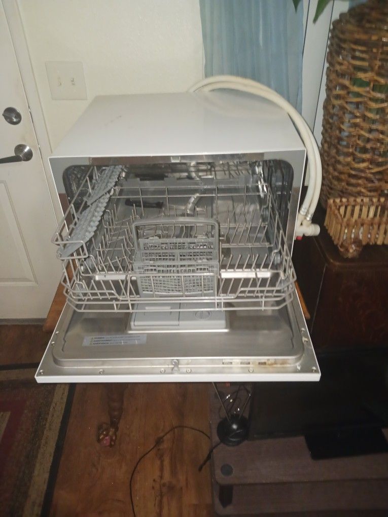 Counter Top Dishwasher Brand New