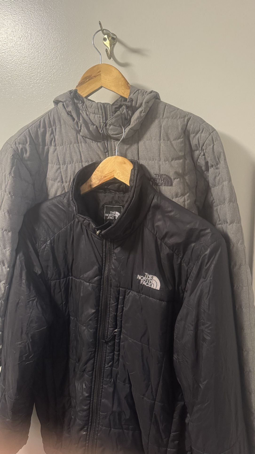 North Face men’s Size Medium 2 jackets