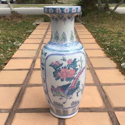 Chinese Porcelain Antique Vase 🏺 24” 
