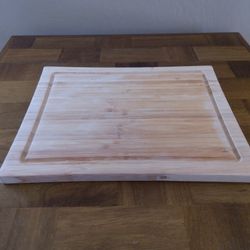 Medium Sized Wooden Cutting Board 