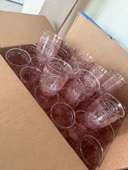 Wine/goblet glasses