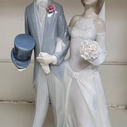 13 inches Vintage Lladro Daisa 1982 Bride Groom Wedding Matrimony Gloss Spain 1404 Mint