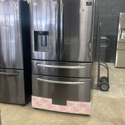 Samsung refrigerator black stainless steel with French doors TPE 