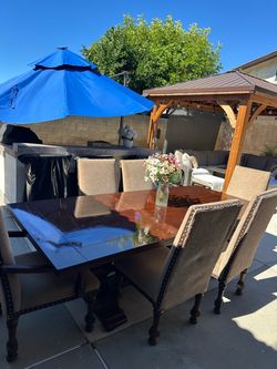 Formal dining table with 6 chairs